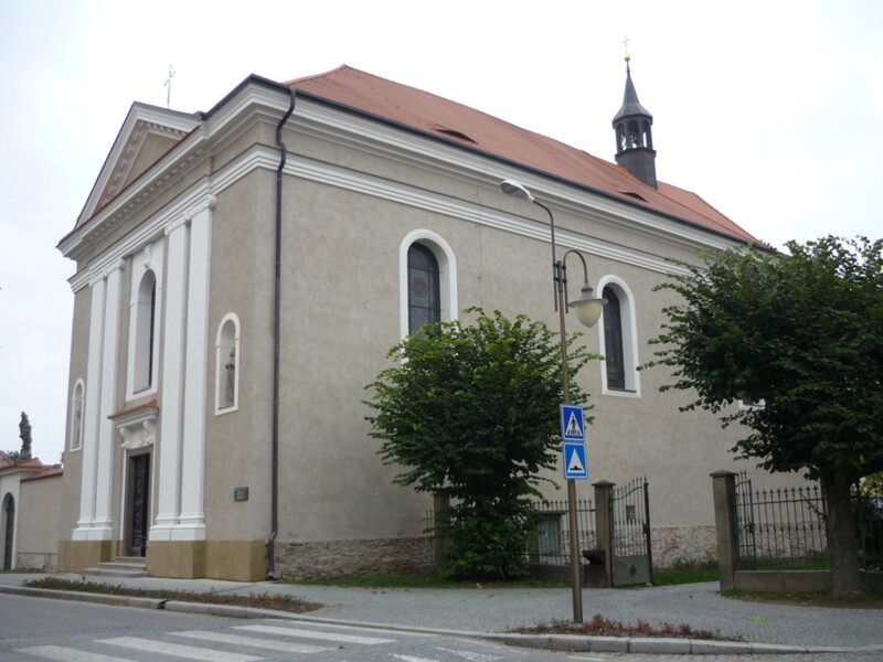 Kostel sv. Františka Serafínského v Golčově Jeníkově
